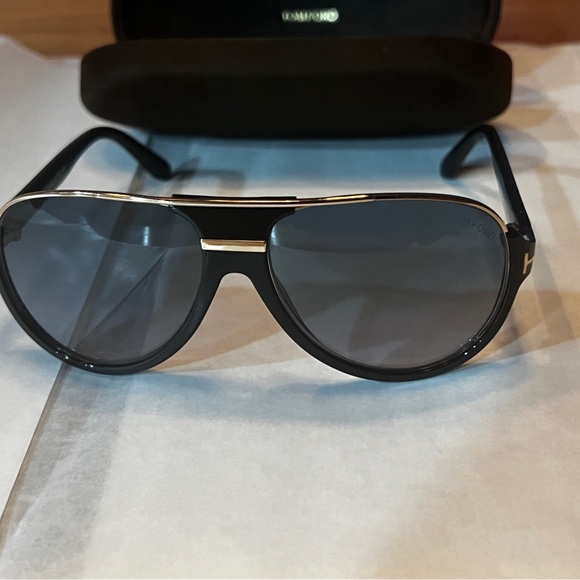 Tom Ford DIMITRY Sunglasses, FT0334 Men size 59mm - Picture 1 of 11
